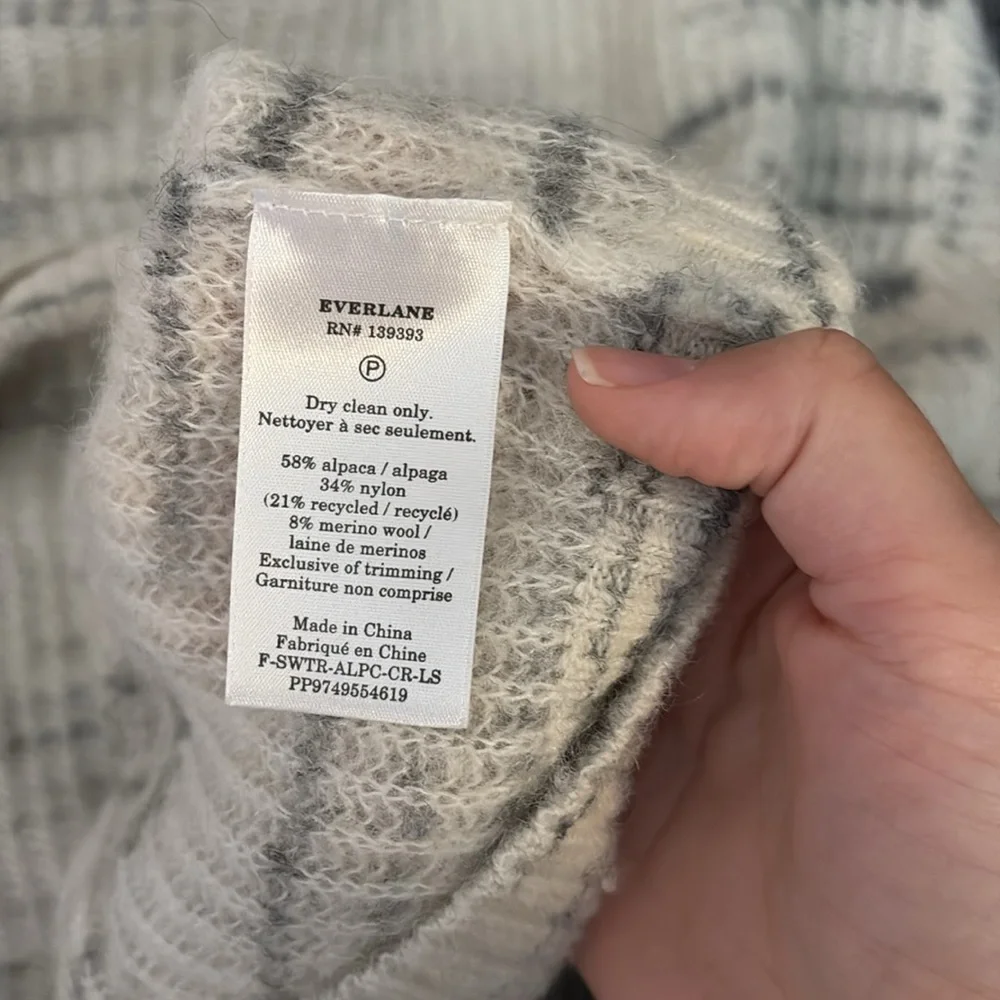 Everlane the cocoon crewneck alpaca sweater - Picture 4 of 4